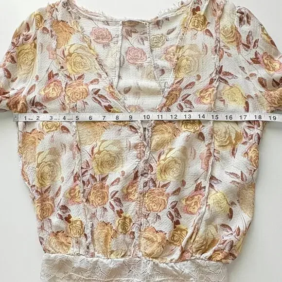 Intimately Free People Everything’s Rosy Bodysuit Size Small Yellow Floral - Picture 14 of 15